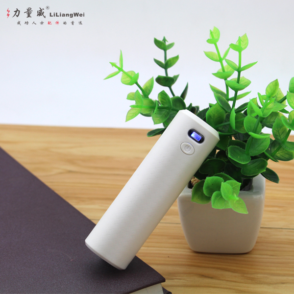 新款单节迷你充电宝 通用型移动电源 power bank